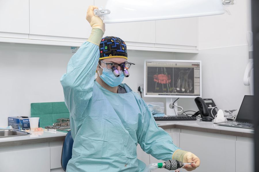 Dr Eric Battista in theatre at EB Dental